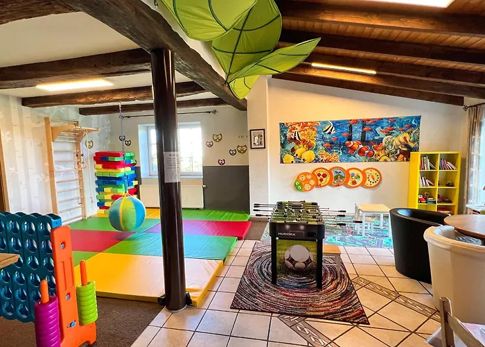 Ela's Hof - Trollblume *